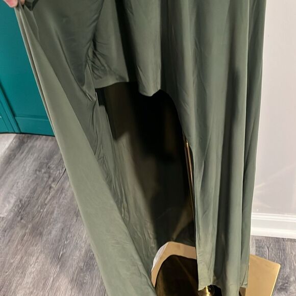 Misa‎ Los Angeles NWT green Veronika Wrap Maxi Dress
Size small - Picture 5 of 8